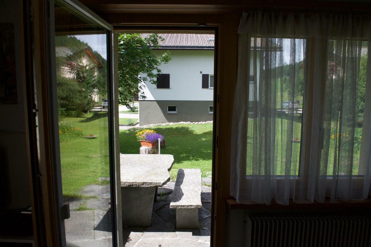 Splügen Ferienhaus Wanner מראה חיצוני תמונה